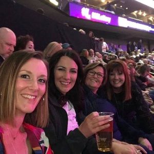 Meet your Posher, Debbie